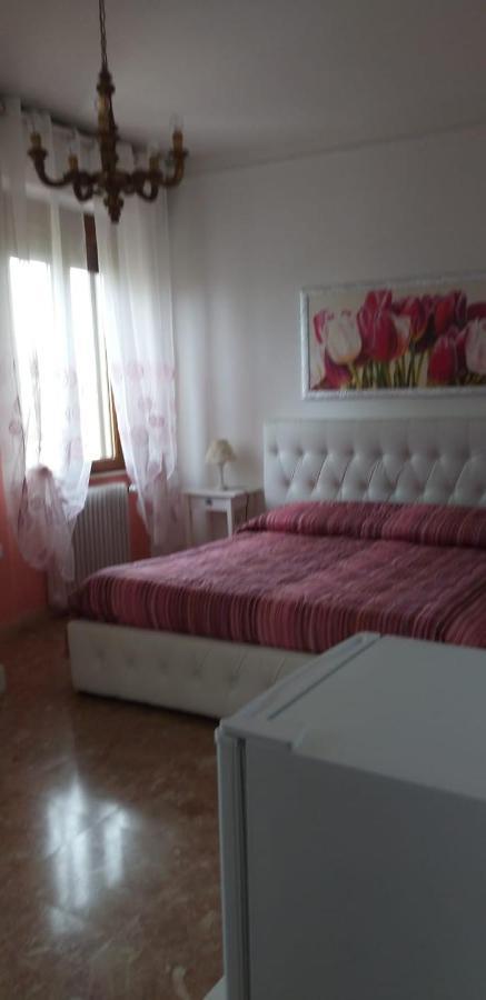 Antica Casa Di Famiglia Hotel Castiglione del Lago Kültér fotó