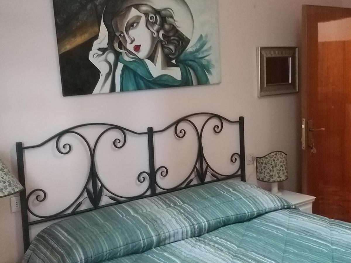 Antica Casa Di Famiglia Hotel Castiglione del Lago Kültér fotó