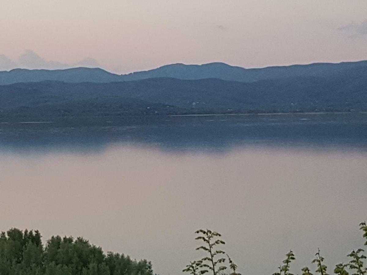 Antica Casa Di Famiglia Hotel Castiglione del Lago Kültér fotó