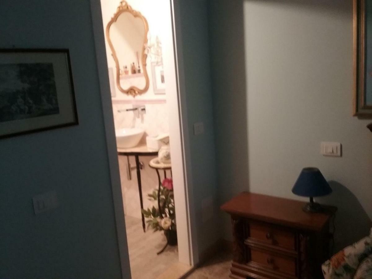 Antica Casa Di Famiglia Hotel Castiglione del Lago Kültér fotó
